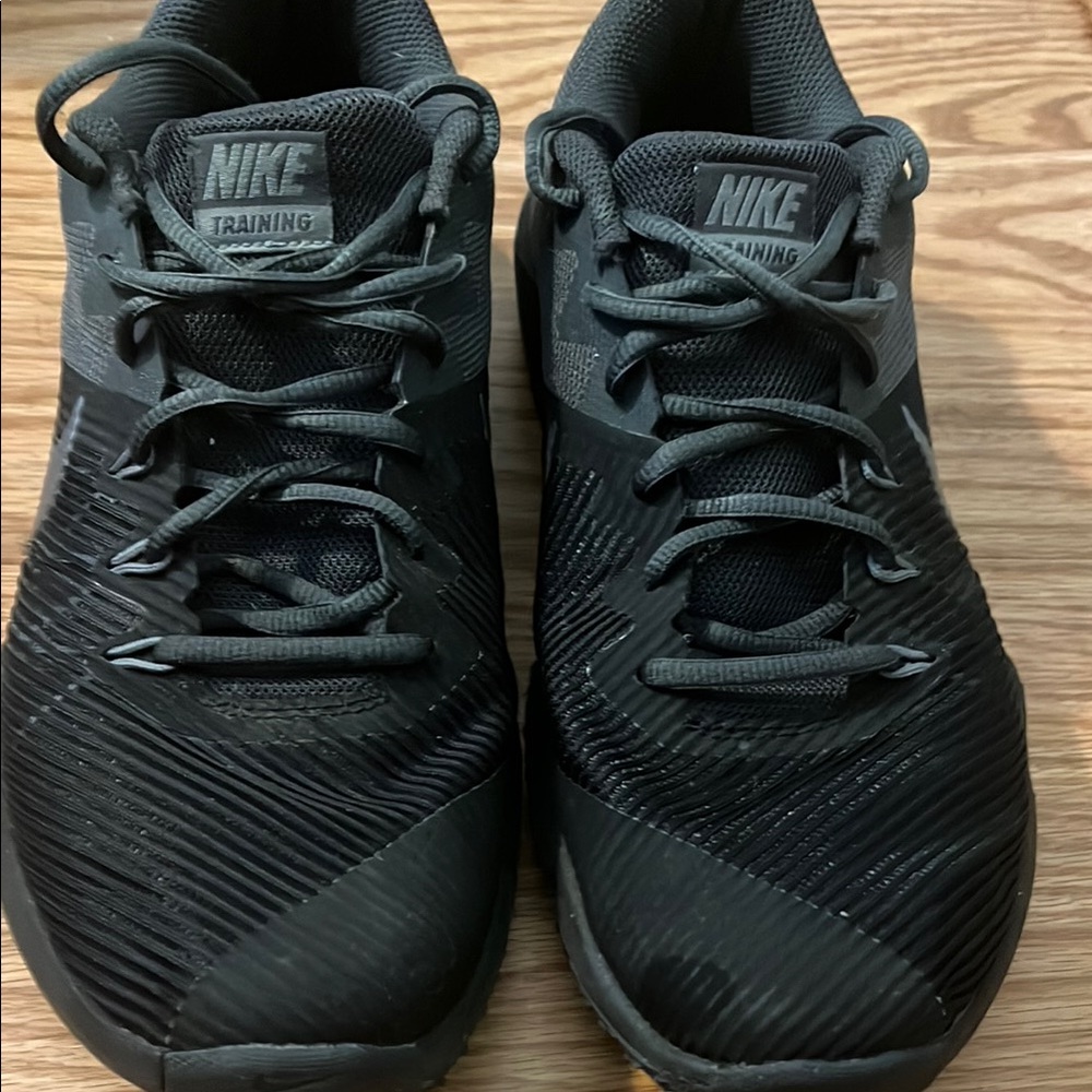 Nike Men's Black Training Shoes